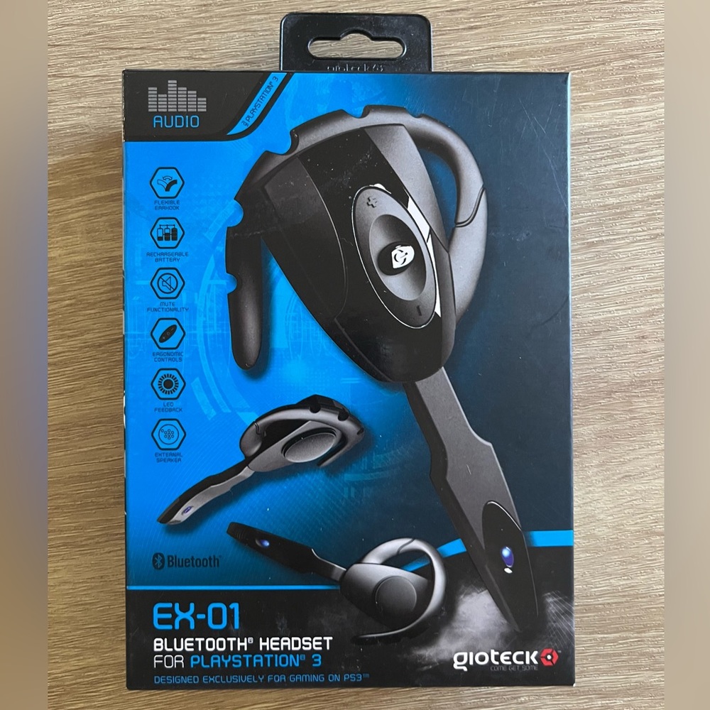 Gioteck bluetooth headset for PS3
